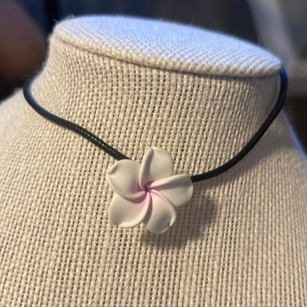 Hawaiian leather cord plumeria flower necklace,unisex